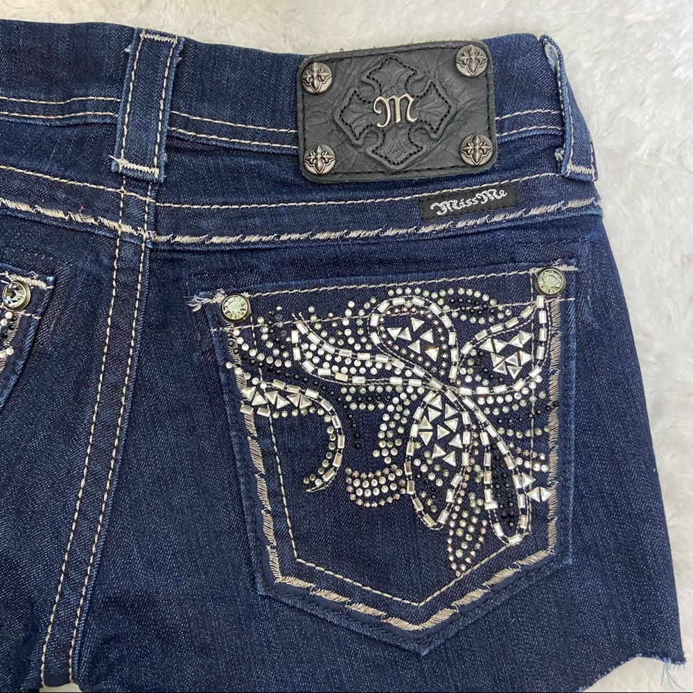 Miss Me Skinny cutoff Jean shorts 27 - Picture 7 of 13